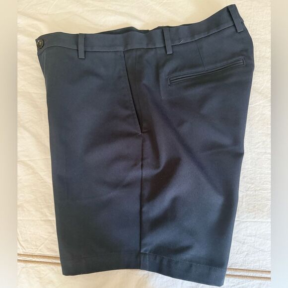 NWOT 7 For All Mankind Mens Navy Blue Flat Front Shorts. Size 29. - Picture 3 of 6